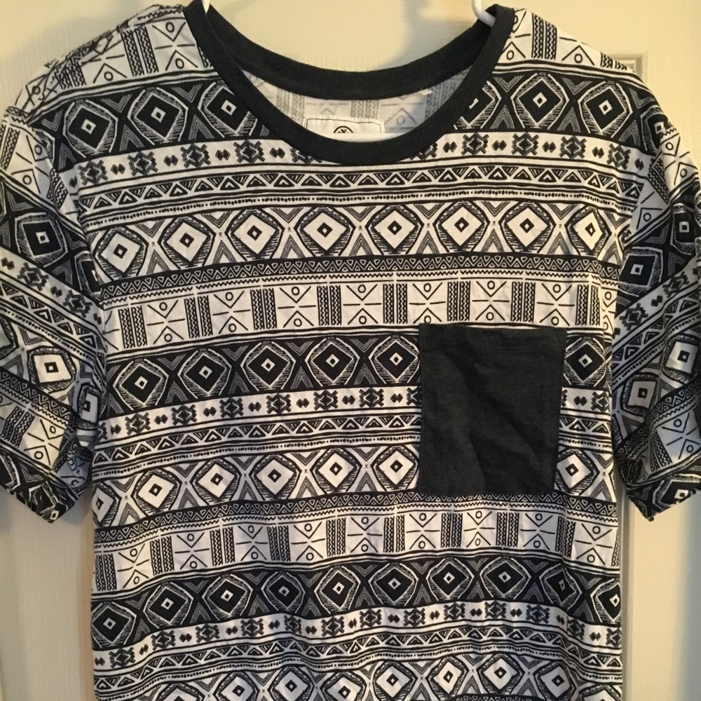 Pocket T-shirt.